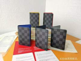 Picture of Louis Vuitton Wallets _SKUfw209613232fw